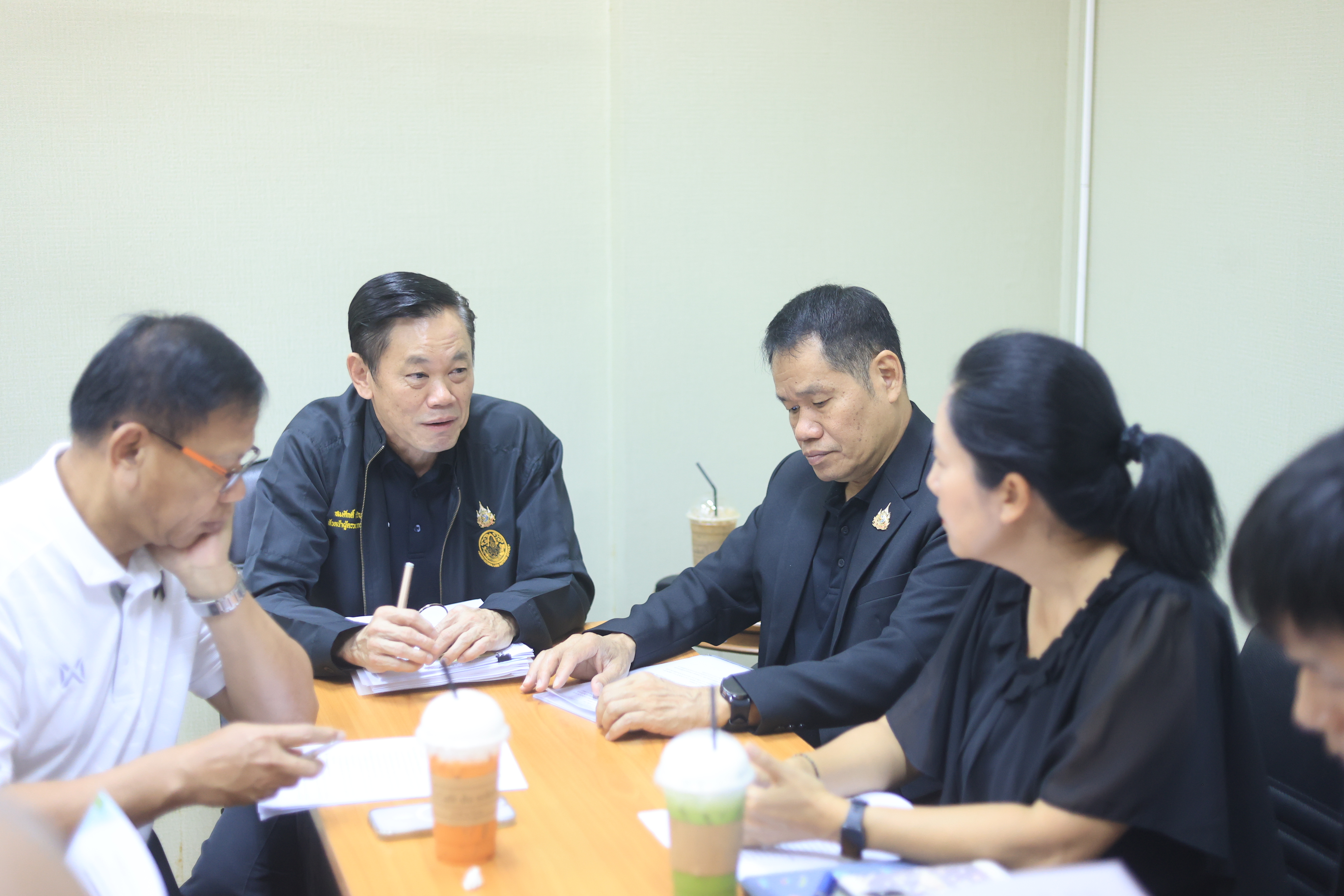 title - คณะผู้ตรวจราชการกรม ประชุมพิจารณาร่างหลักเกณฑ์การคัดเลือกรางวัลให้กับหน่วยงาน ส.ป.ก.จังหวัด สำหรับทีมผู้ตรวจราชการกรม ส.ป.ก.